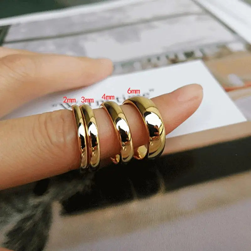 Simple Fashion Style Smooth Stainless Steel Rings Classic Gold Color Couple For Women And Men Wedding Engagement Jewelry