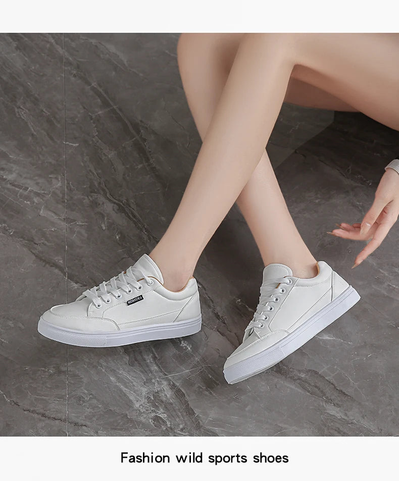 Women's new white shoes, comfortable and versatile, flat and breathable board shoes, casual sports shoes