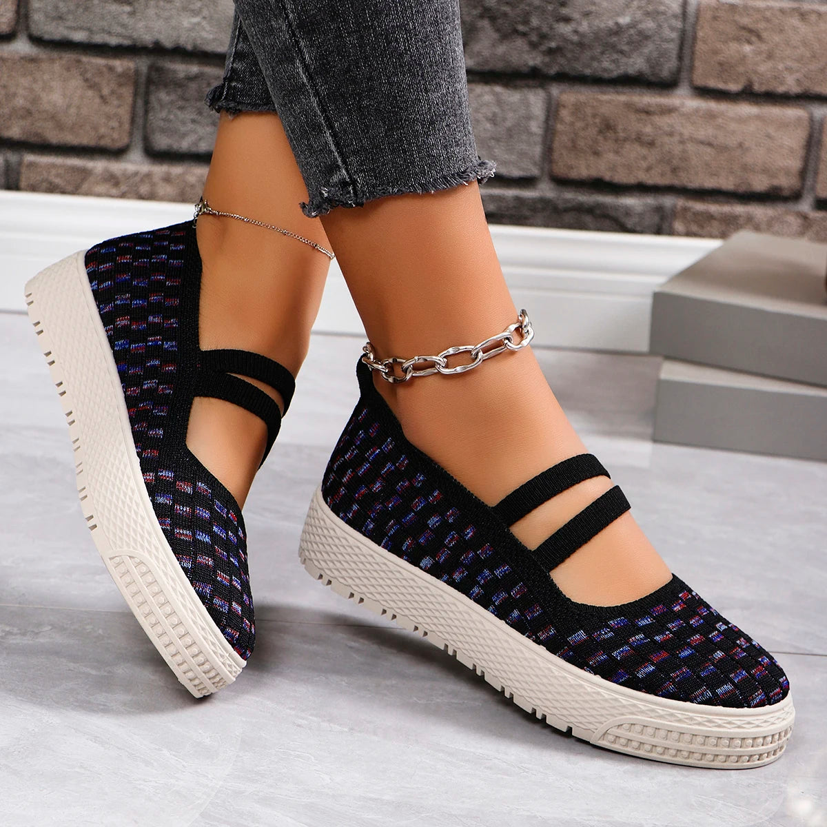 Women's casual single shoes, summer new comfortable and versatile flat bottomed loafers, breathable mesh ballet shoes