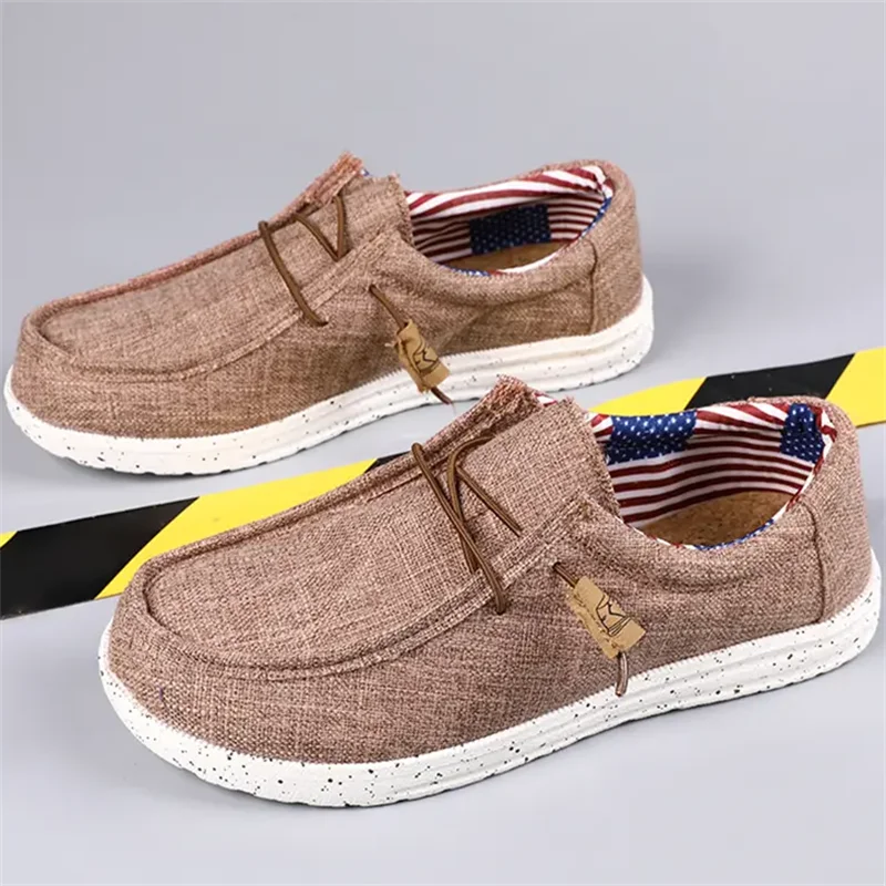 New men's large size canvas shoes flat comfortable casual shoes walking men shoes cover foot spring and autumn40-48