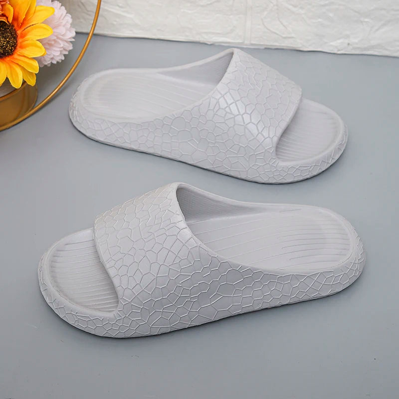 Women's Eva Soft Sole Home Slippers Non-Slip Bathroom Indoor Slides Woman 2024 Summer Comfort Light Cloud Sandals Flip-Flops