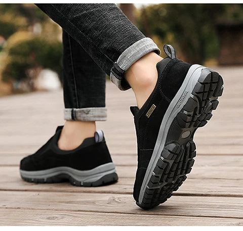 Men's hiking shoes non-slip low-top outdoor leisure sports shoes walking middle-aged and elderly walking shoes large size