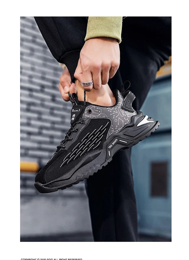 New men's 2024 running shoes mesh surface breathable outdoor sports shoes light casual shoes Spring and Autumn designer