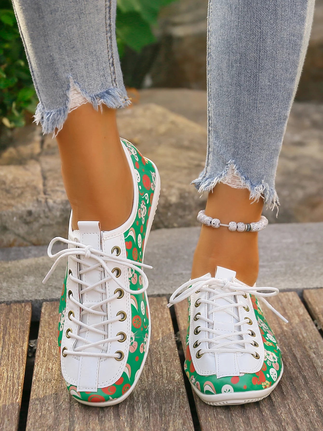 Women's new casual single shoes cute graffiti comfortable lace up board shoes