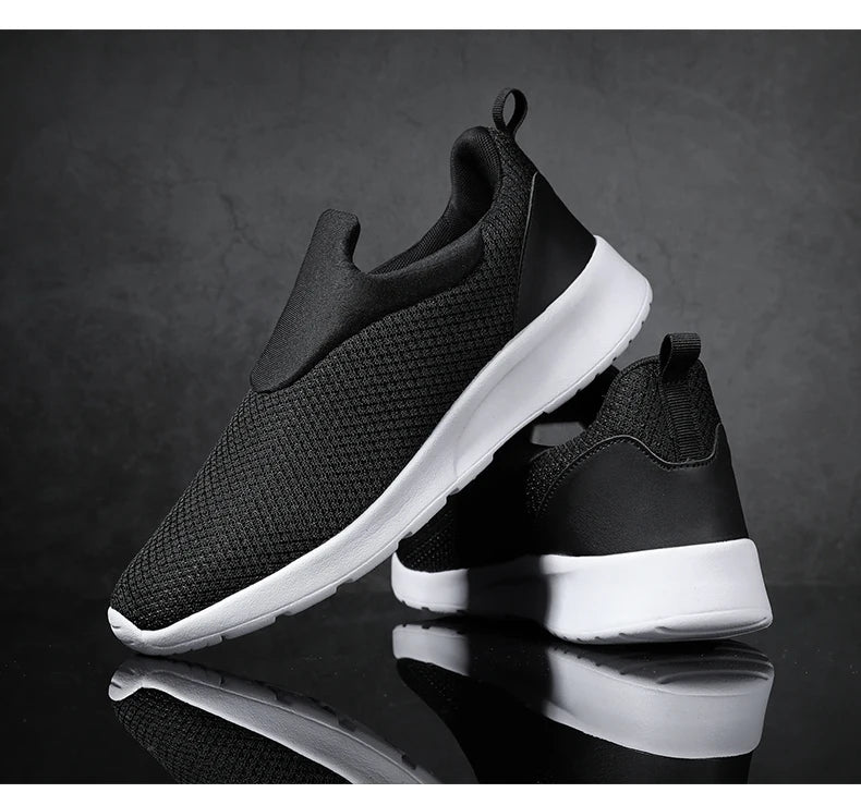 Men's casual sports shoes lightweight spring and autumn mesh surface breathable non-slip flat men's fashion walking loafers