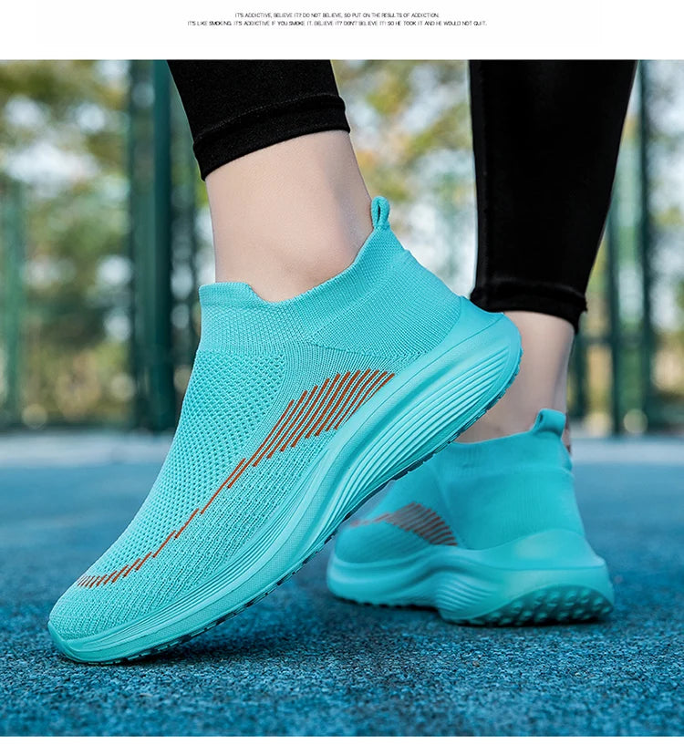 Men's and women's shoes Spring and autumn new breathable mesh shoes flat shoes light casual comfortable sneakers couple