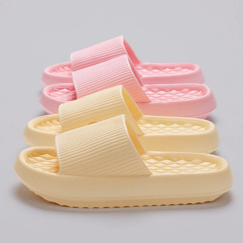 Eva Thick Platform Cloud Slippers Women Soft Sole Pillow Slides 2024 Summer Beach Sandals Woman Non Slip Bathroom Home Shoes