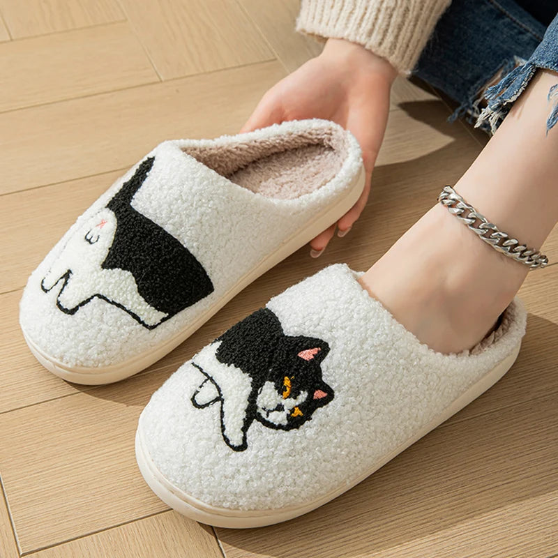 Cartoon Cat Puppy Embroidered Home Slippers Women 2024 Winter Closed Toe Cotton Slippers Woman Non Slip Flat Heels Indoor Shoes