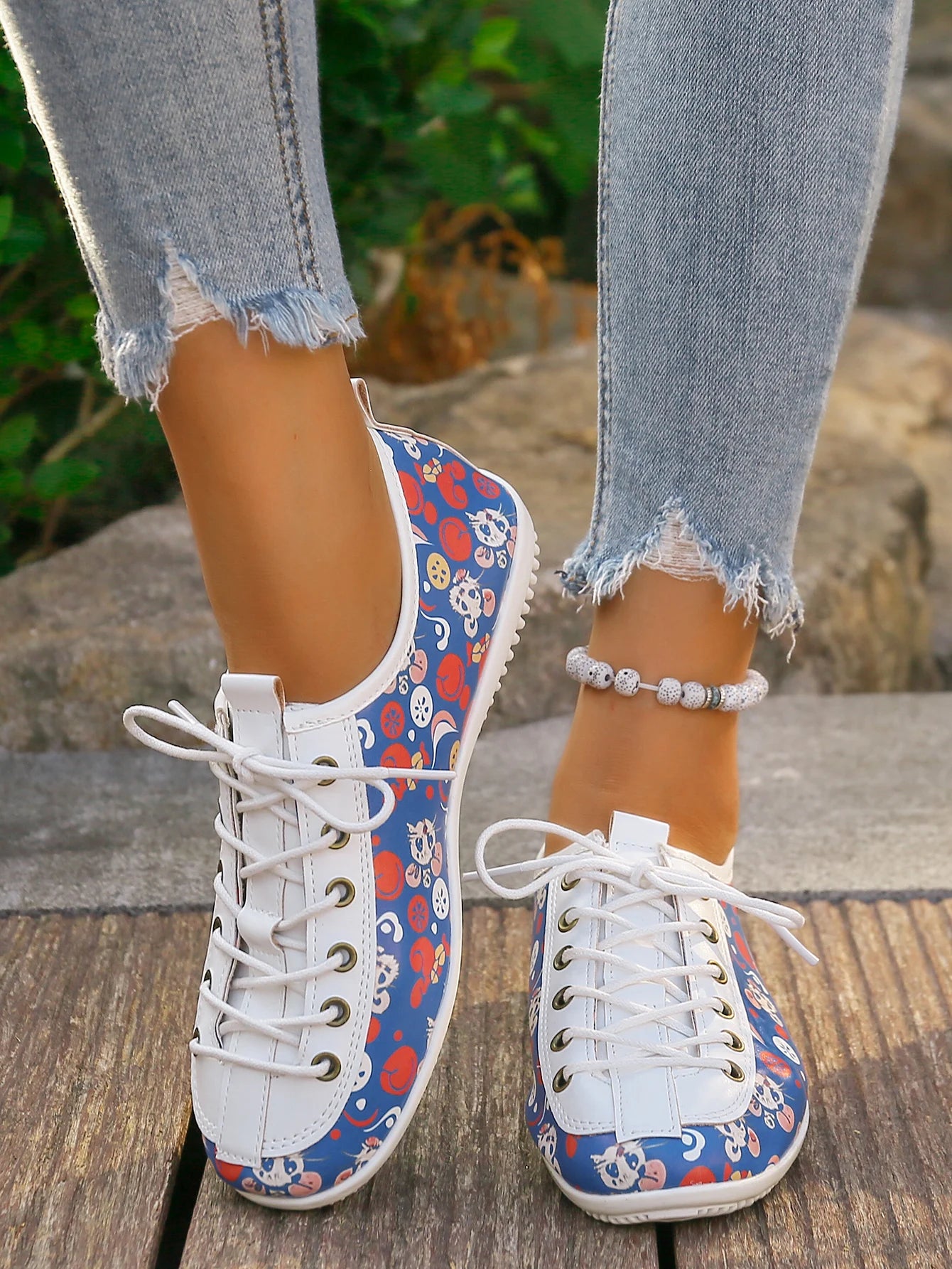 Women's new casual single shoes cute graffiti comfortable lace up board shoes