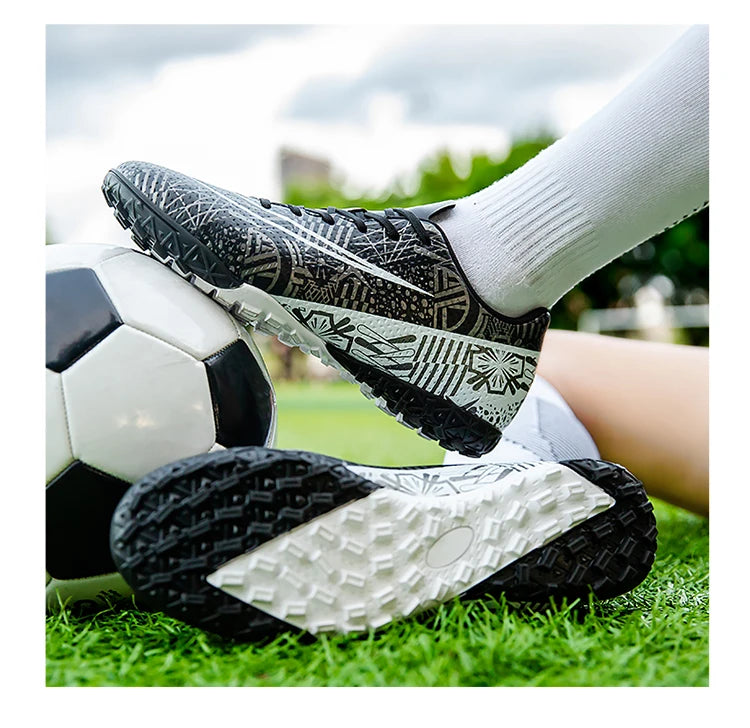 New men's football boots sod training futsal football shoes outdoor leisure sports men's shoes designer