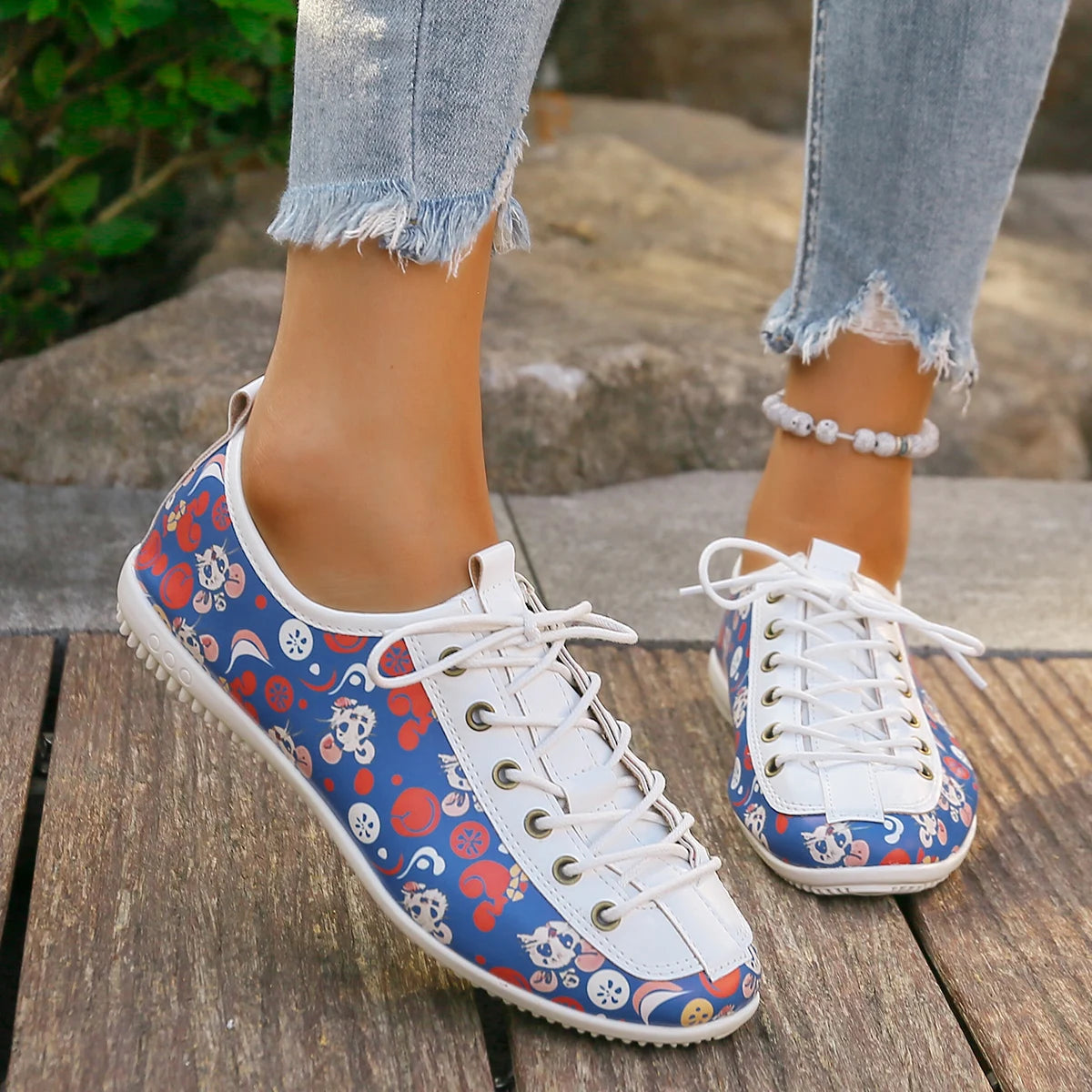 Women's new casual single shoes cute graffiti comfortable lace up board shoes