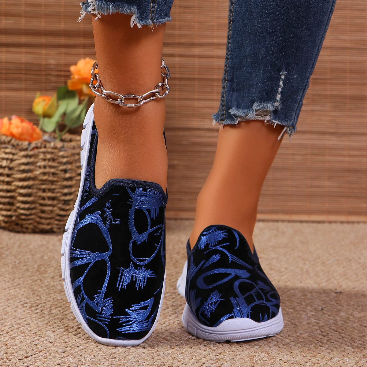 Women's new casual single shoes, internet famous breathable and comfortable cloth shoes