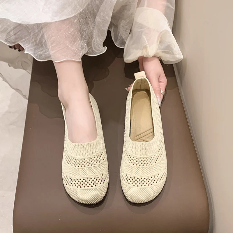 Women's casual single shoes, summer new comfortable and versatile flat bottomed loafers, breathable mesh ballet shoes