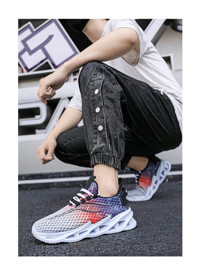 New summer men's mesh surface breathable lightweight soft soled men's shoes non-slip wear-resistant casual sports shoes