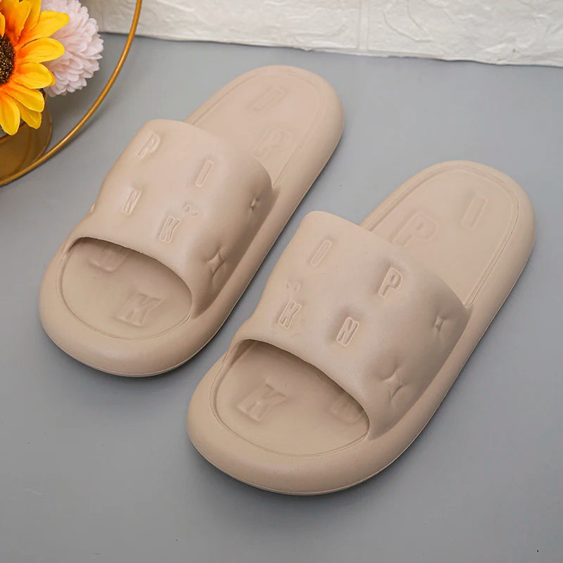 2024 Summer Soft Sole Cloud Slippers Women 2024 Summer Lightweight Platform Sandals Woman Non Slip Flat Indoor Slide House Shoes