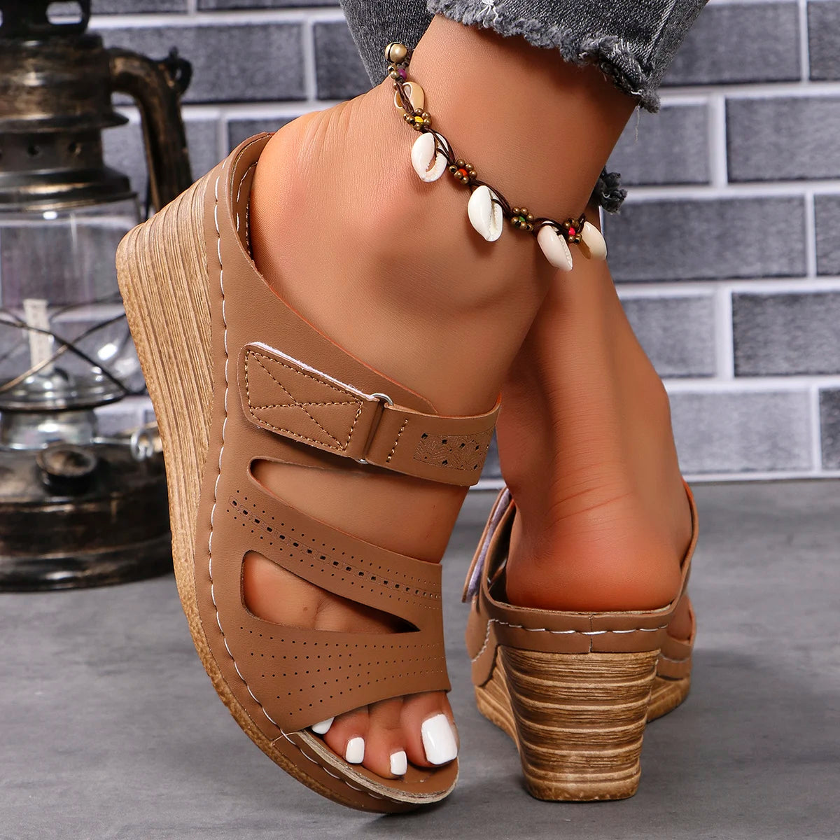 Women's New Slope Heel Thick Sole Casual Slippers Comfortable and Versatile High Heel Sandals