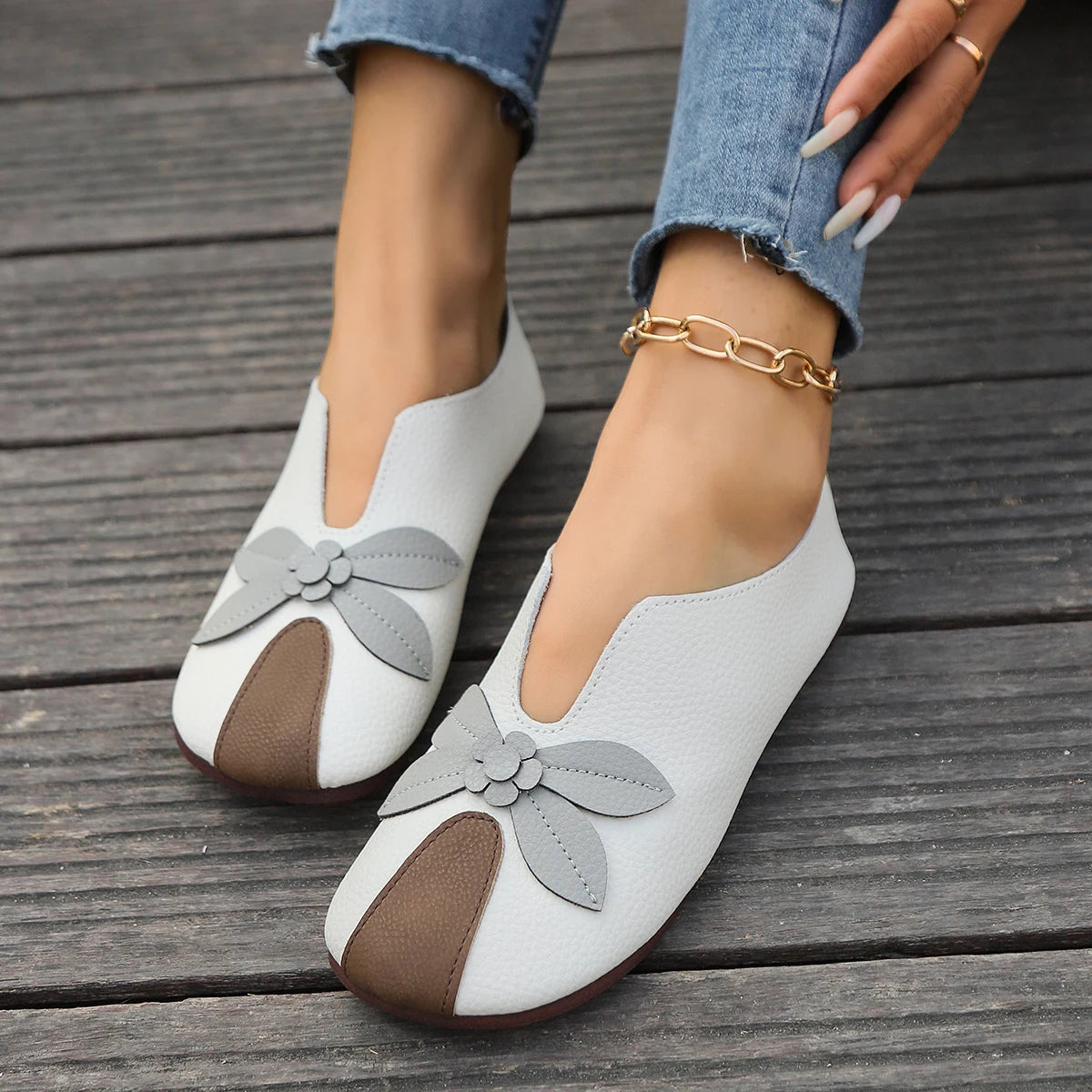 Women's casual flat sole single shoes, comfortable and versatile soft sole loafers, fashionable Mary Jane ballet shoes