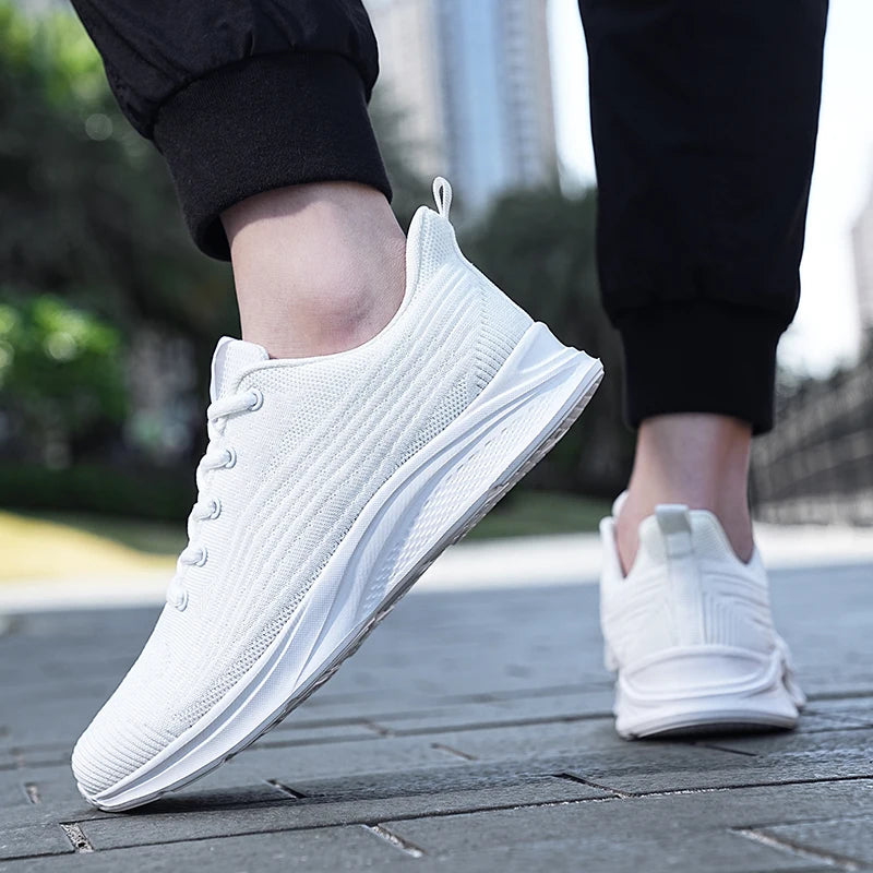 New large men's shoes mesh breathable platform shoes to increase the lightness of sports casual men's vulcanized loafers