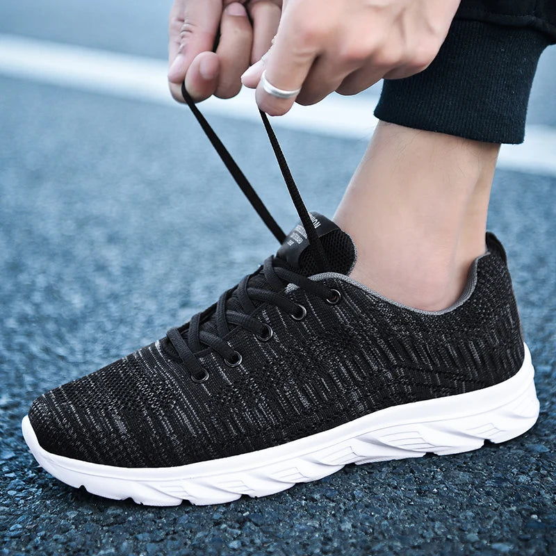 Spring and autumn lace-up light walking shoes men's casual shoes Running sneakers comfortable breathable men's shoes new