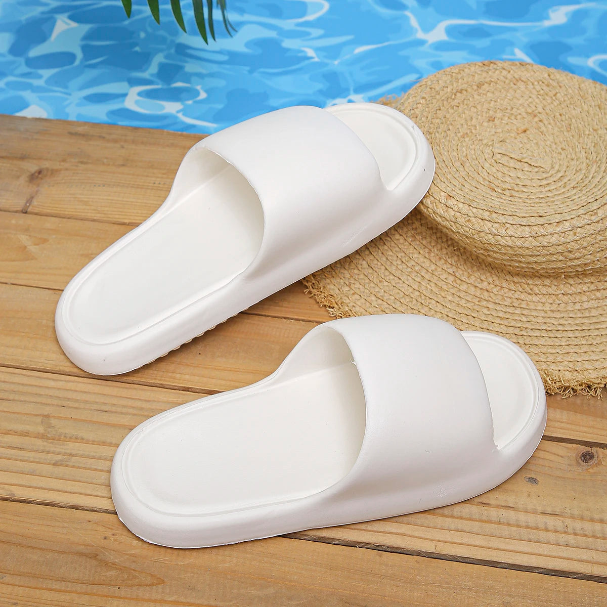 Simple Soft Sole Home Slippers for Women Non Slip Flat Heels Bathroom Slippers Woman 2024 Summer Outdoor Cloud Slides Sandals