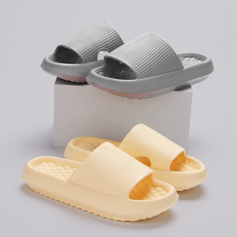 Eva Thick Platform Cloud Slippers Women Soft Sole Pillow Slides 2024 Summer Beach Sandals Woman Non Slip Bathroom Home Shoes