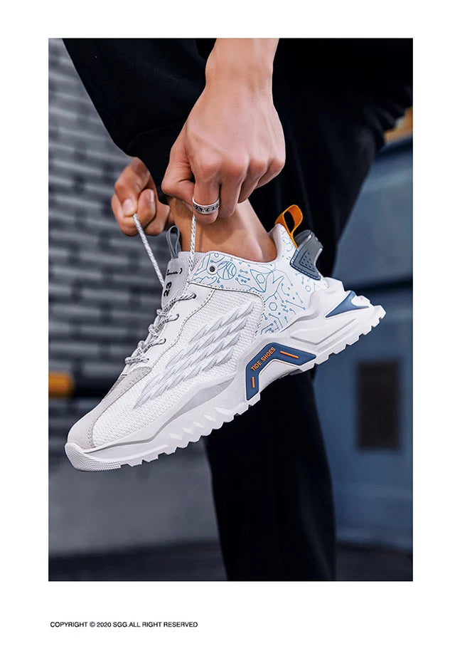 New men's 2024 running shoes mesh surface breathable outdoor sports shoes light casual shoes Spring and Autumn designer