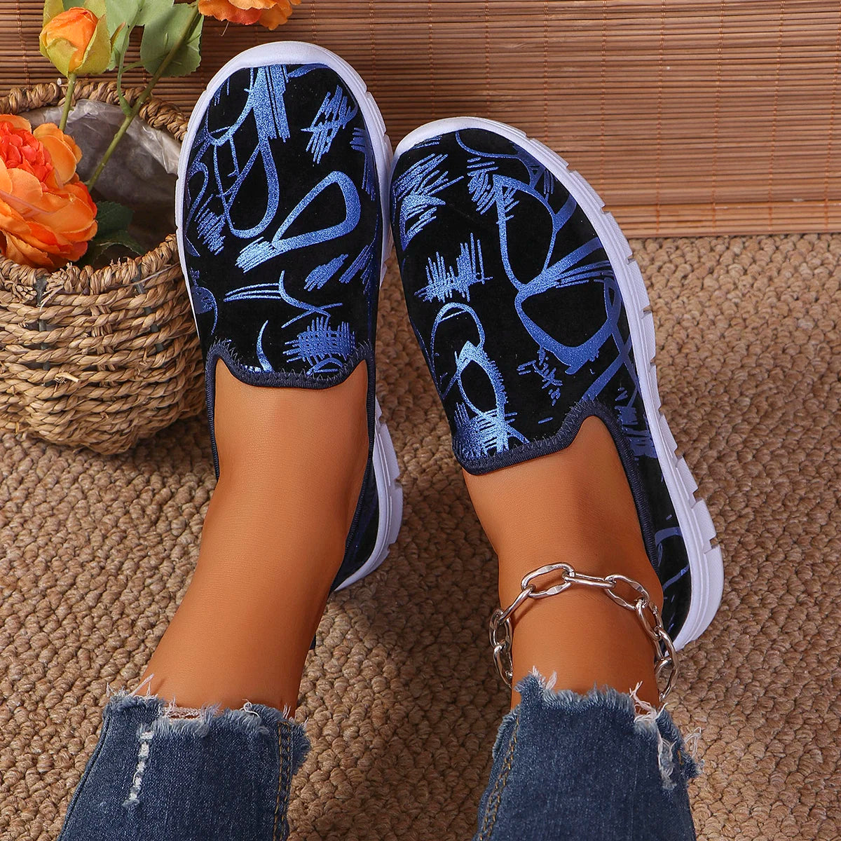 Women's new casual single shoes, internet famous breathable and comfortable cloth shoes