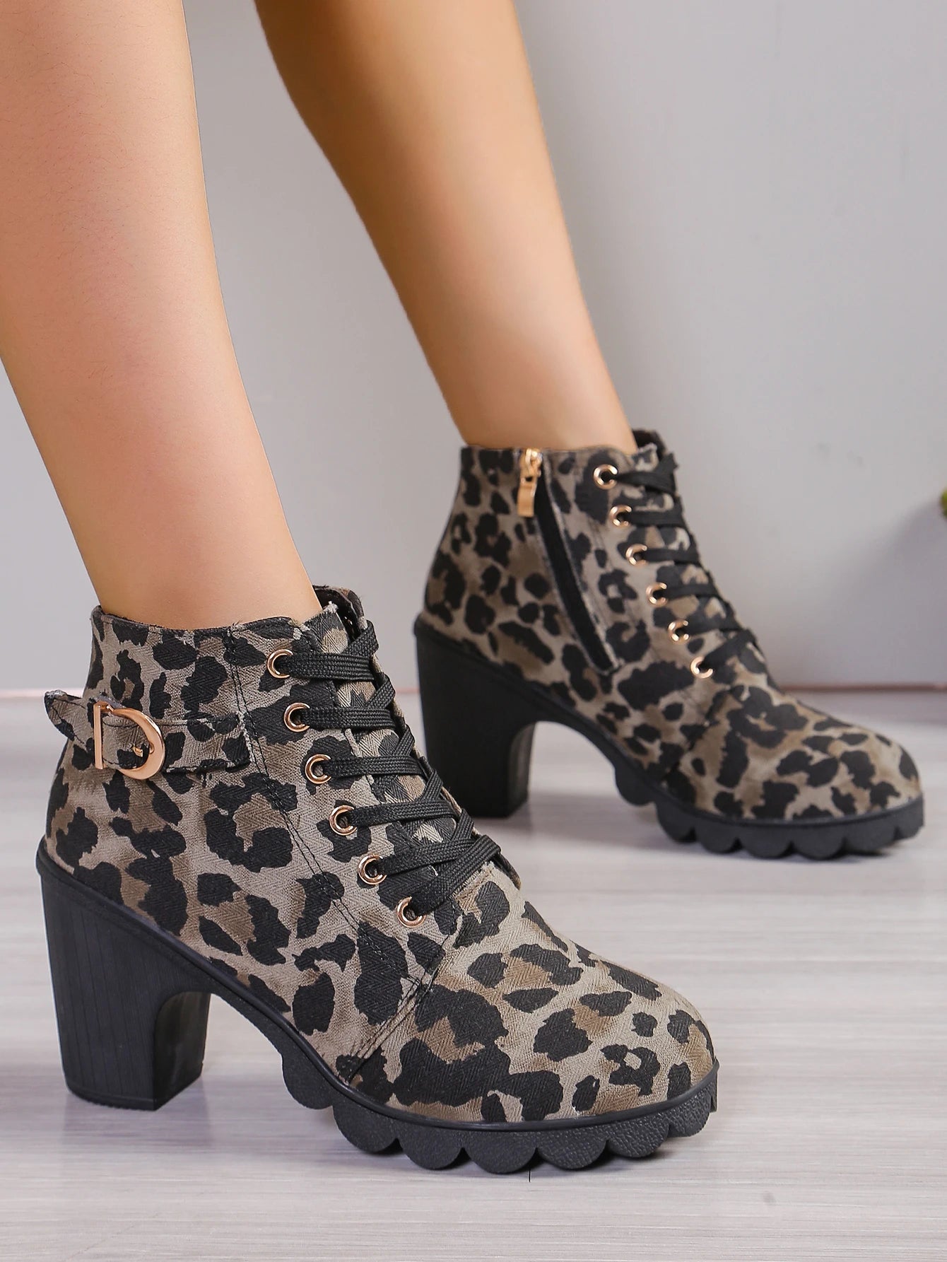 Women's new leopard print short boots 2024 new autumn and winter casual fashion women's shoes internet famous Chelsea boots