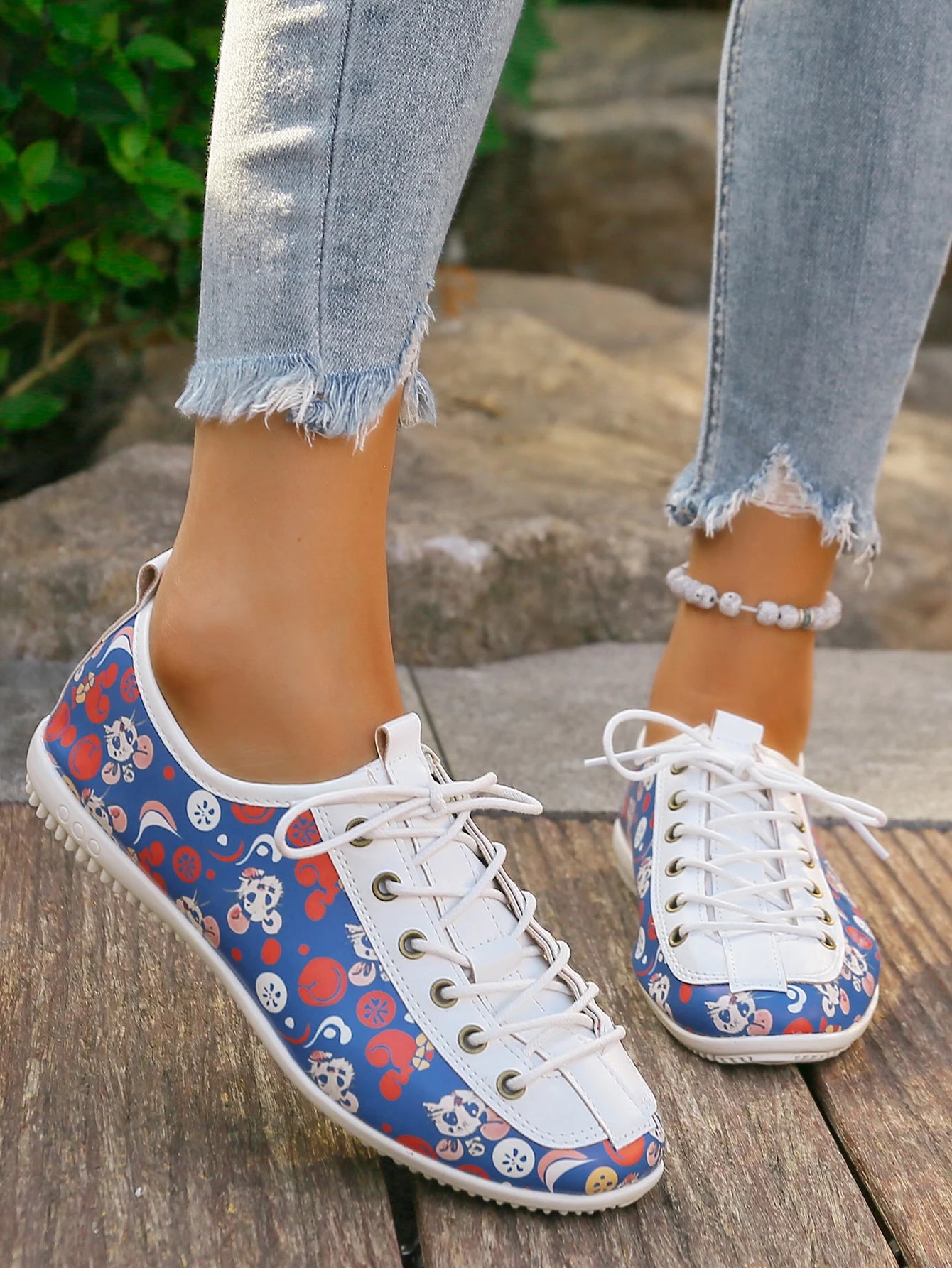 Women's new casual single shoes cute graffiti comfortable lace up board shoes