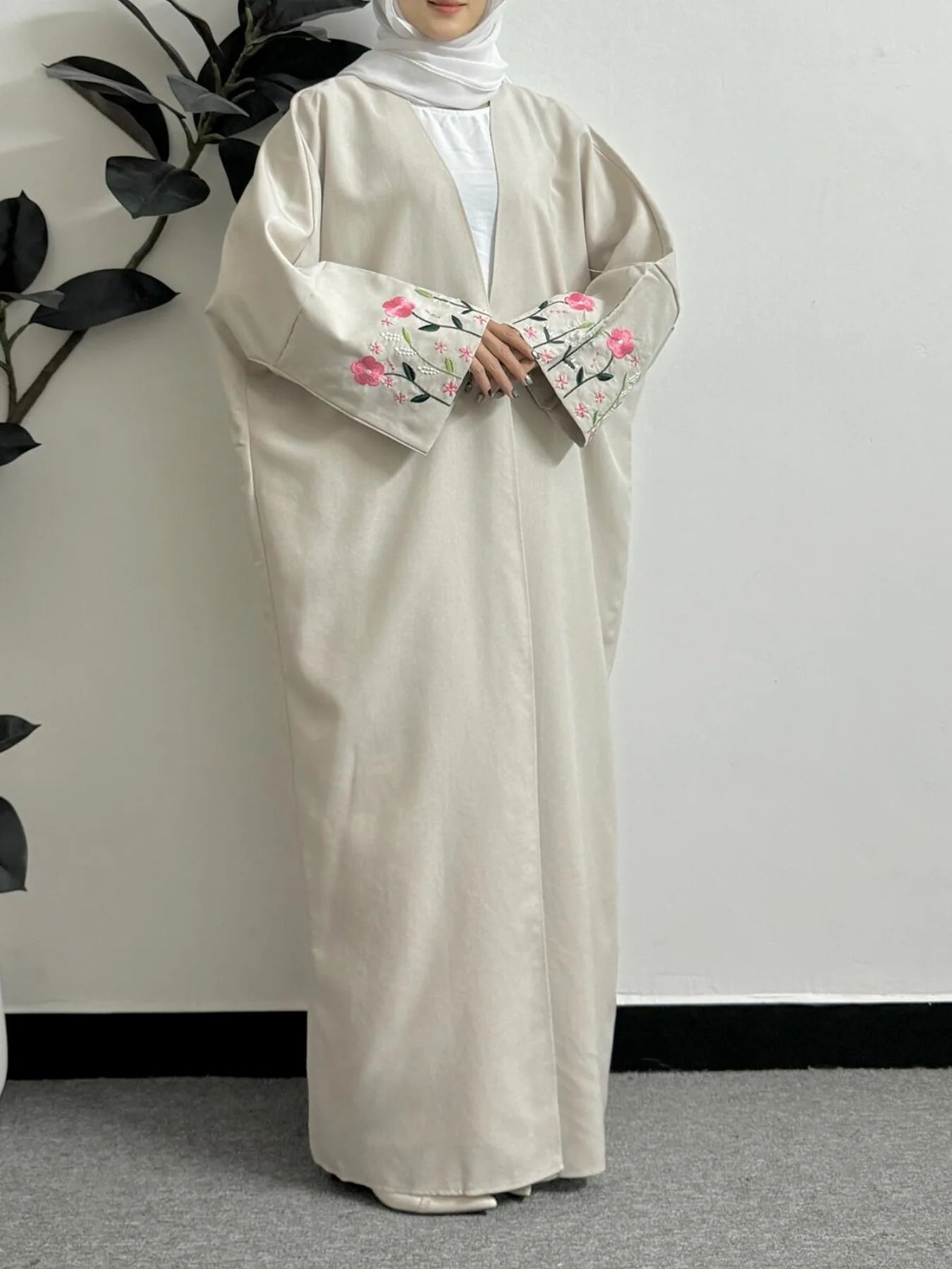 Embroidery Floral Open Front Abaya Women Maxi Length Dress Women's Clothing Muslim Abayas Long Sleeve Kaftans Women Jilbabs