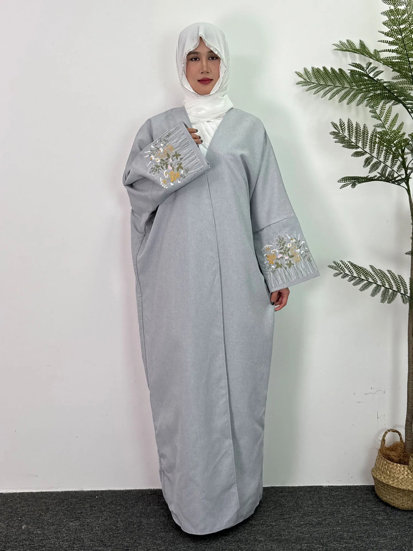 Embroidery Floral Open Front Abaya Women Maxi Length Dress Muslim Abayas Long Sleeve Kaftans Women Jilbabs Women's Clothing