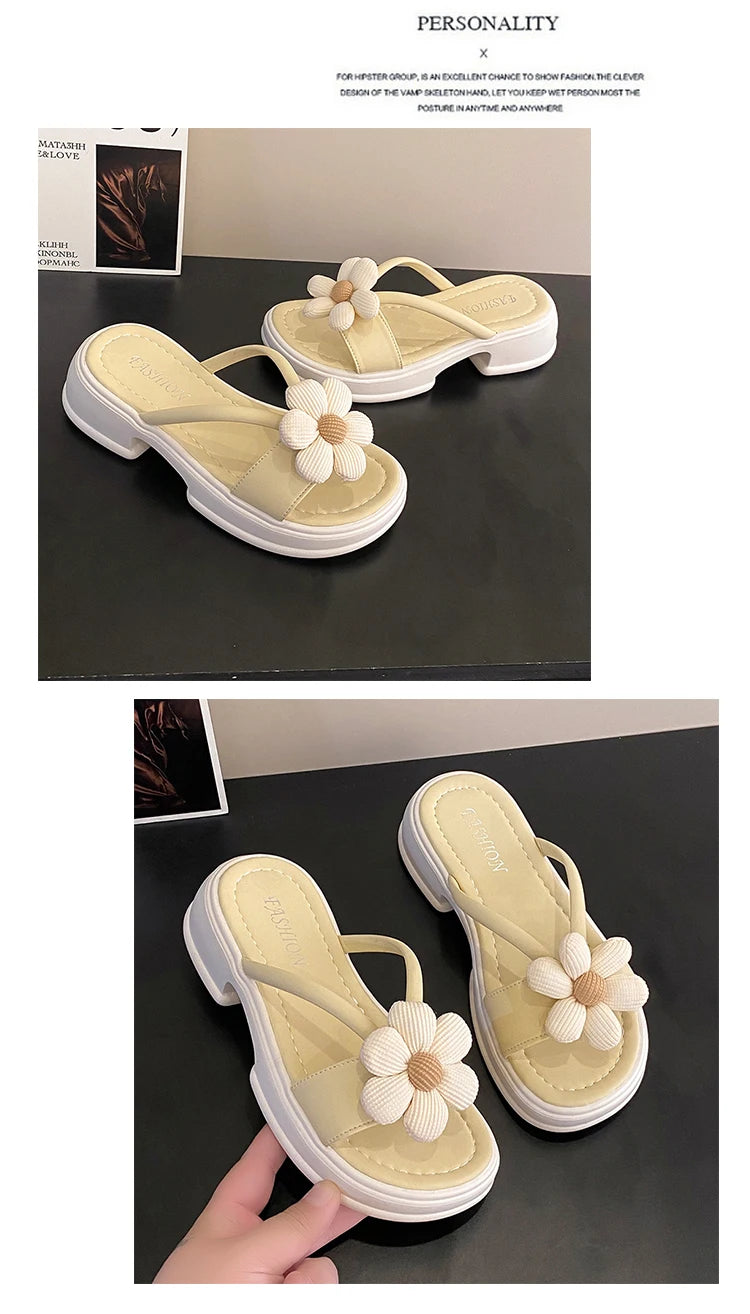 Women's Sweet and Fashionable Casual Slippers 2024 New Vacation Beach Sandals Thick Sole Slippers