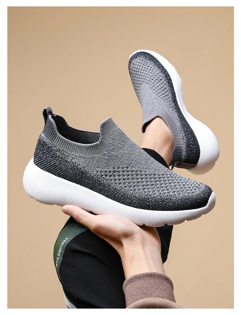 Men's and women's new sports shoes casual tennis breathable running shoes walking couples fashion men's and women's shoes