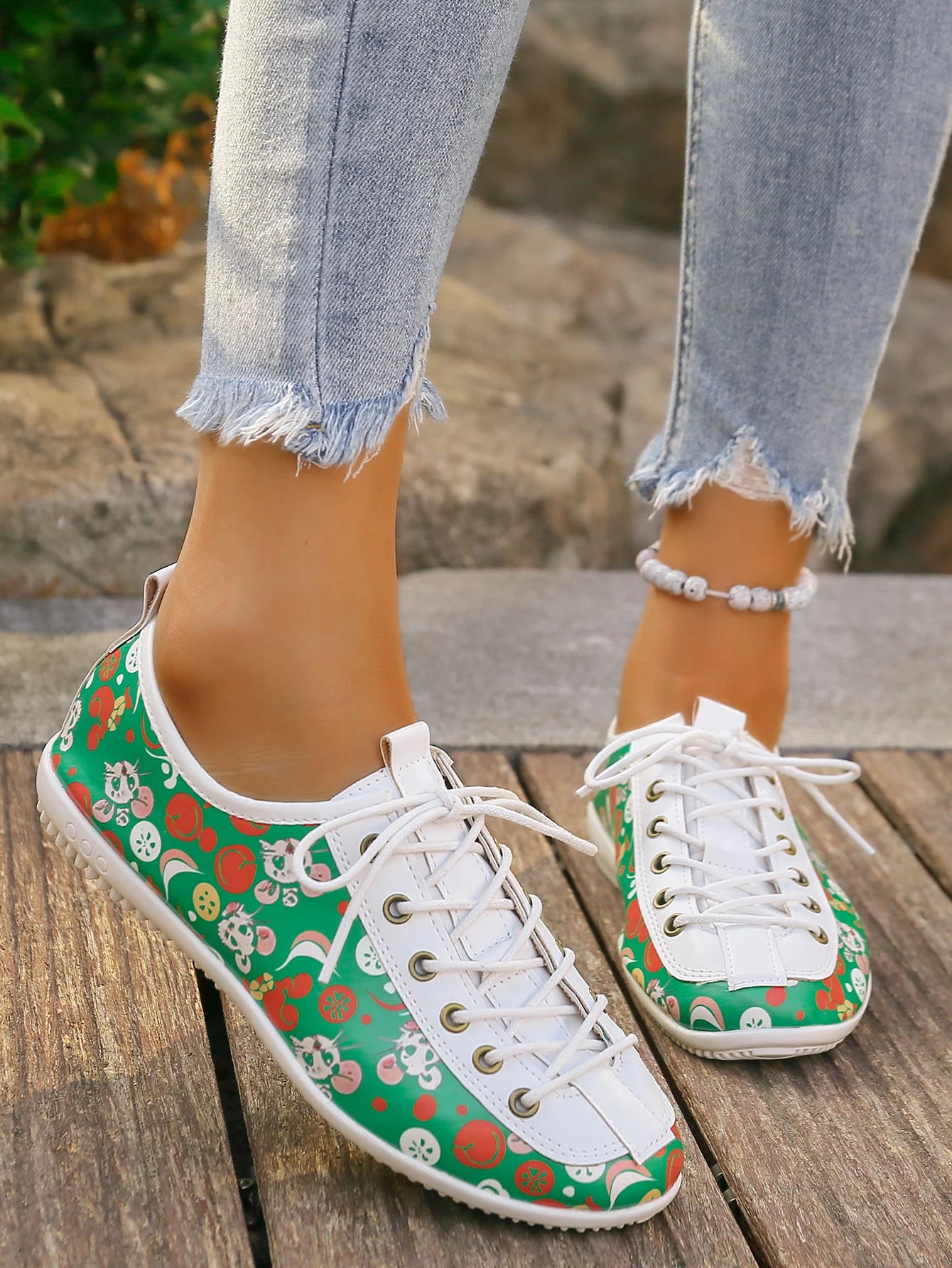 Women's new casual single shoes cute graffiti comfortable lace up board shoes