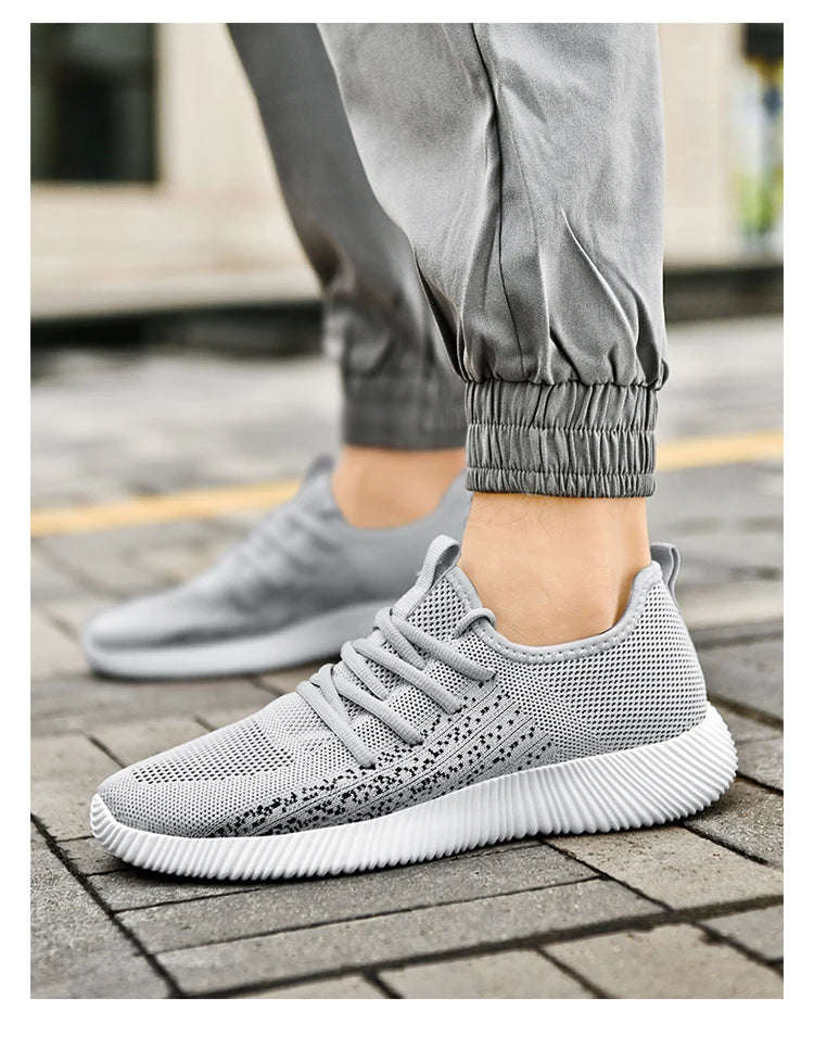 2024 Spring and Autumn mesh surface breathable running casual sneakers for men Flat lace-up light walking shoes for men