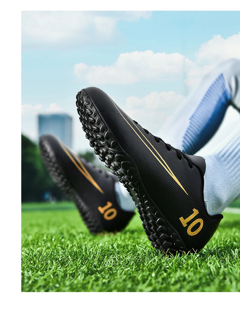 Men's and women's football shoes Non-slip training casual sports shoes youth outdoor breathable large size football shoes