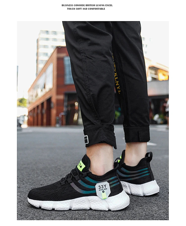 Men's and women's casual sneakers Breathable lightweight loafers Outdoor mesh walking New running shoes couple plus size