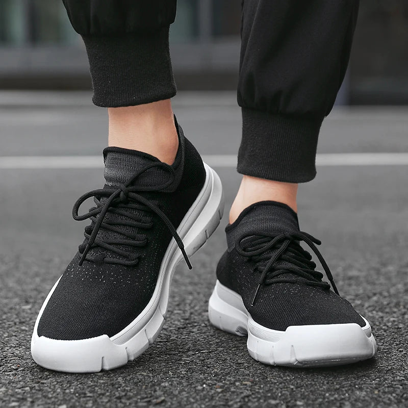 2024 new men's casual breathable sports shoes flat comfortable non-slip mesh surface walking vulcanized men's shoes