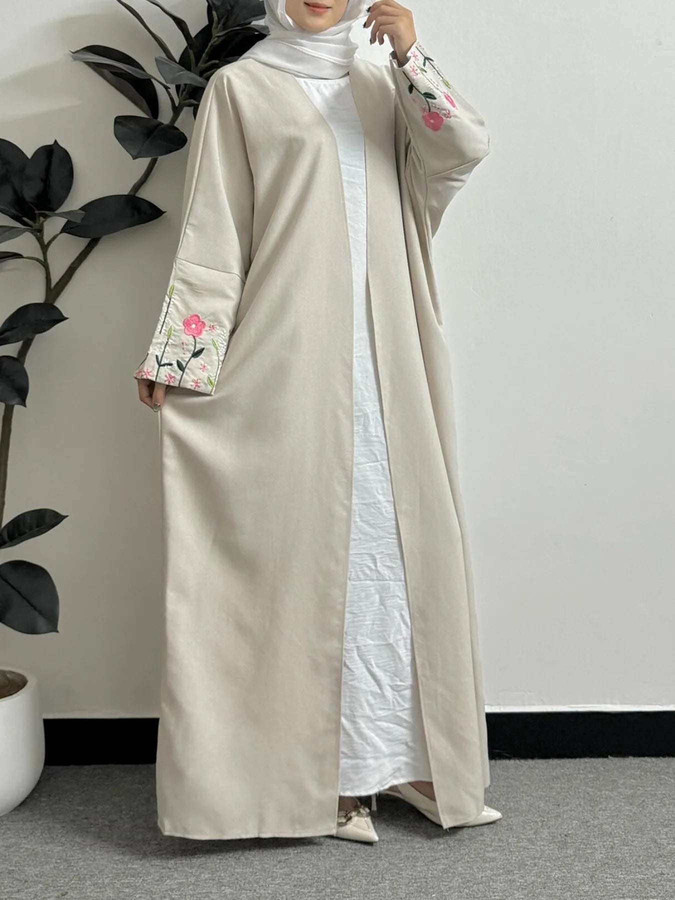 Embroidery Floral Open Front Abaya Women Maxi Length Dress Women's Clothing Muslim Abayas Long Sleeve Kaftans Women Jilbabs