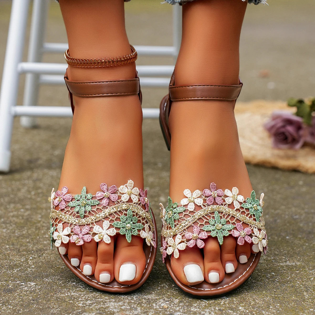 Summer New Women's Flat Sandals Fashion Versatile Leisure Vacation Beach Sandals