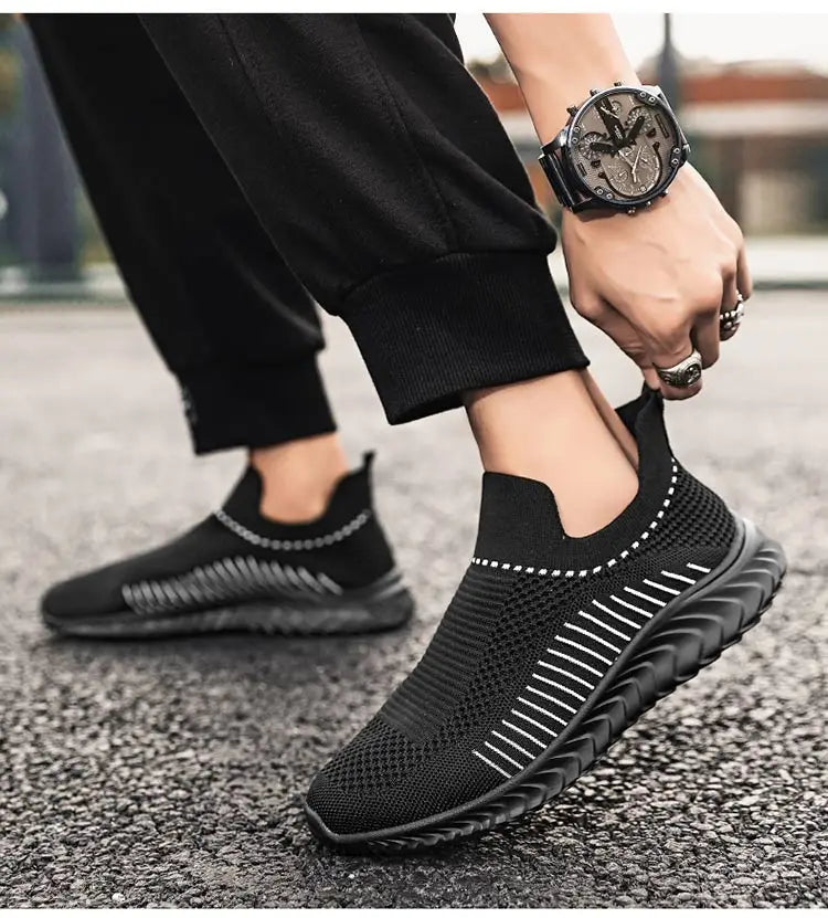 Breathable designer men's casual shoes Sports lightweight outdoor men's walking shoes non-slip flat loafers plus size 39-46