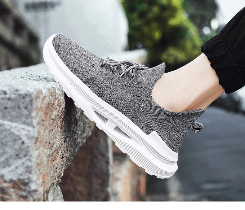 Men's sports casual shoes Breathable light lace-up solid color comfortable walking fitness training men's shoes