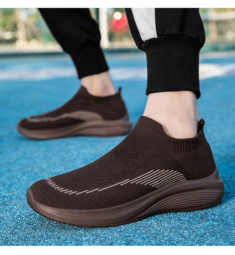 Men's and women's shoes Spring and autumn new breathable mesh shoes flat shoes light casual comfortable sneakers couple