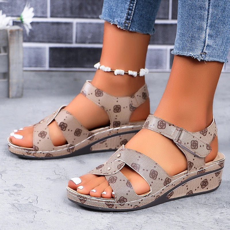 Brand Design Wedges Sandals Women 2024 Summer Retro Chunky Platform Slippers Woman Plus Size 42 High Heeled Beach Shoes Slides