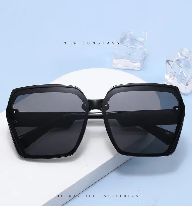 Letter D Square Frame Sunglasses For Women Men Brand Luxury Design Driving Popular Big Sun Glasses Unisex Eyewear Shades 2024