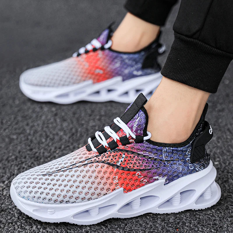 New summer men's mesh surface breathable lightweight soft soled men's shoes non-slip wear-resistant casual sports shoes