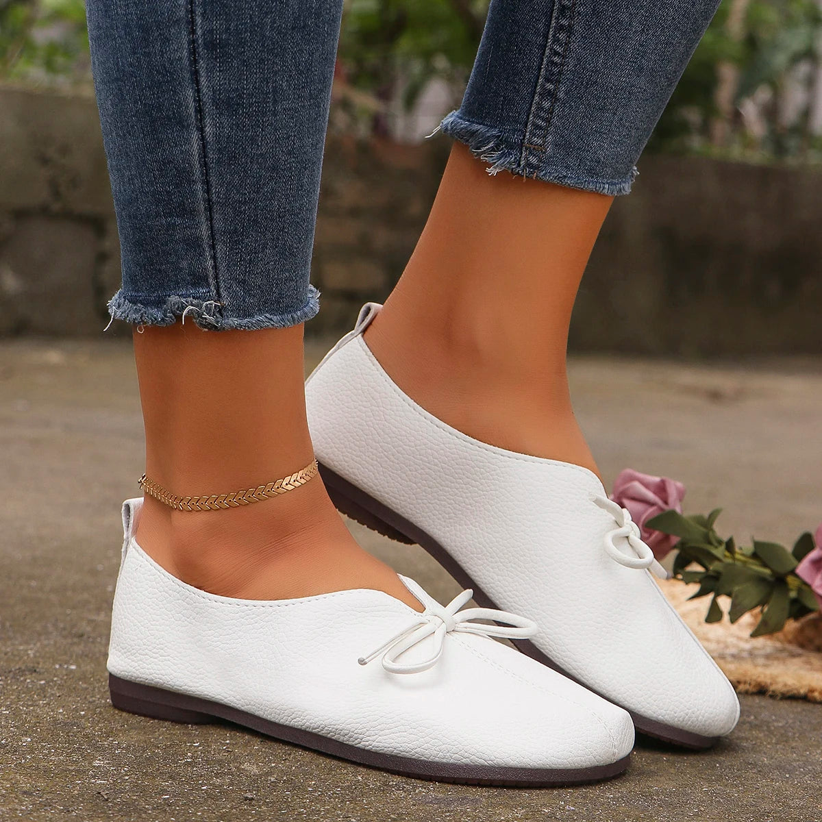 Women's Flower Design Flat Shoes, Colorblock Round Toe Slip On Shoes, Comfy Daily Flats