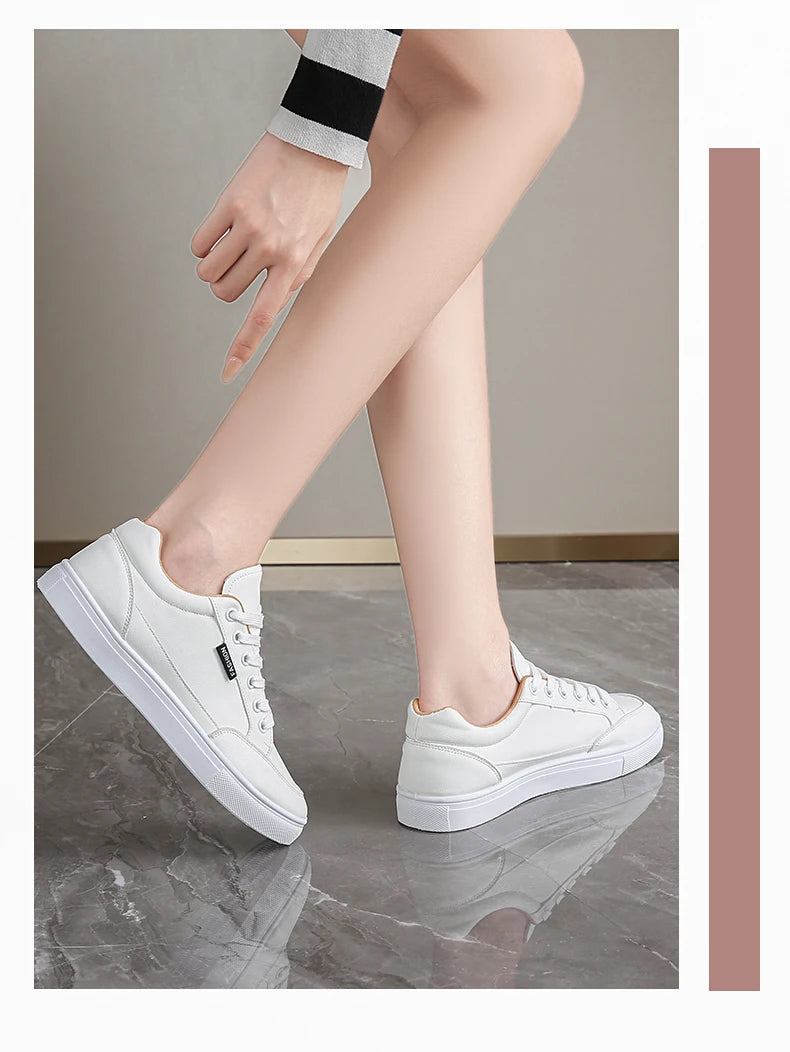 Women's new white shoes, comfortable and versatile, flat and breathable board shoes, casual sports shoes