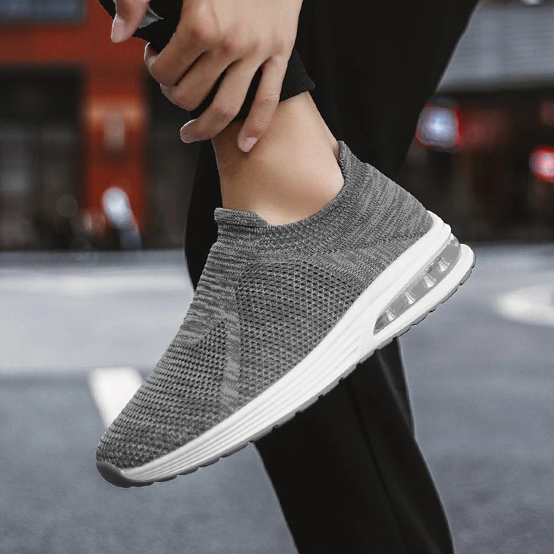 Men's and women's new spring and autumn breathable mesh casual sports shoes men's and women's shoes large size vulcanized shoes