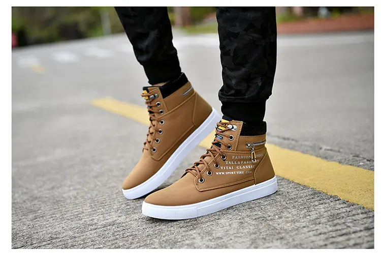 2024 Spring and autumn high top men's new soft sole casual sports shoes walking running breathable men's boots 39-46